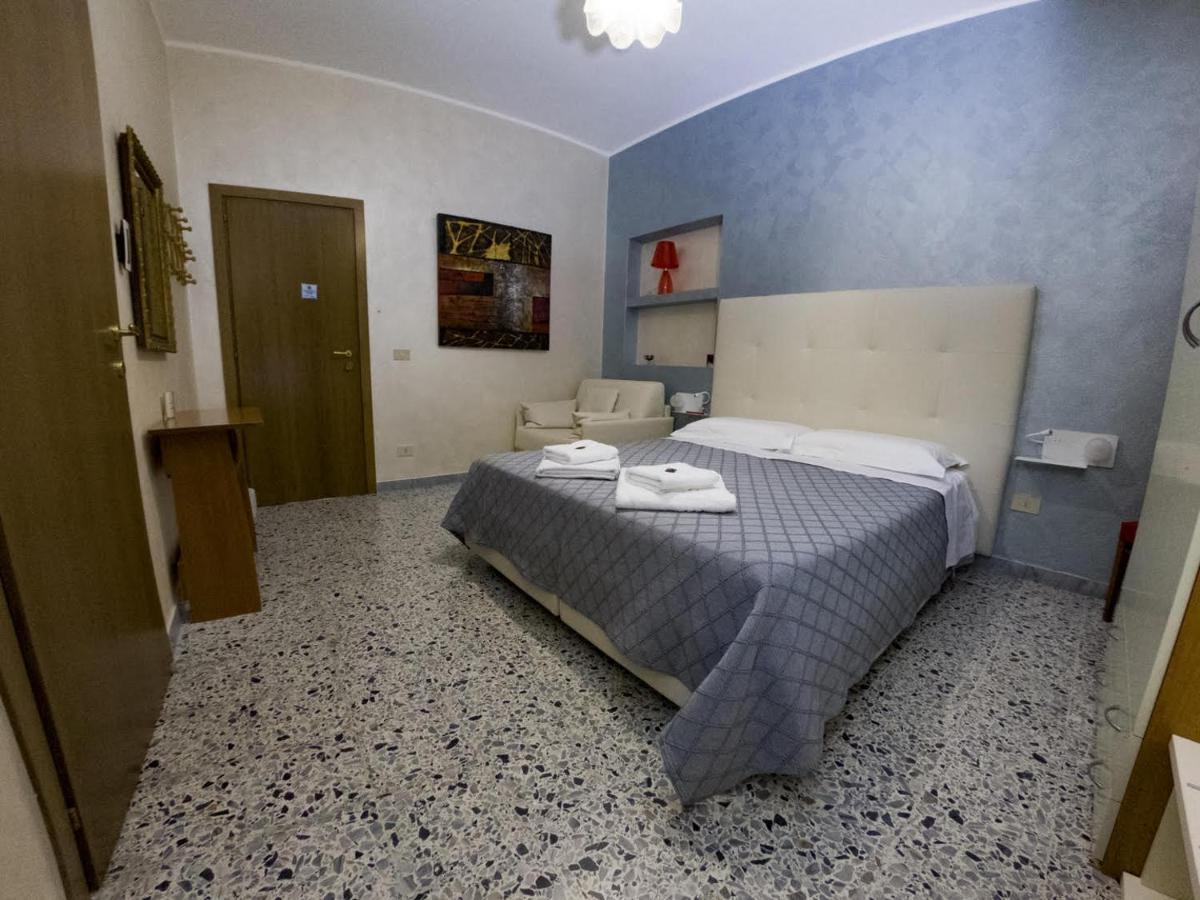 Bed and Breakfast Torre Del Pozzo S'Archittu Exterior foto