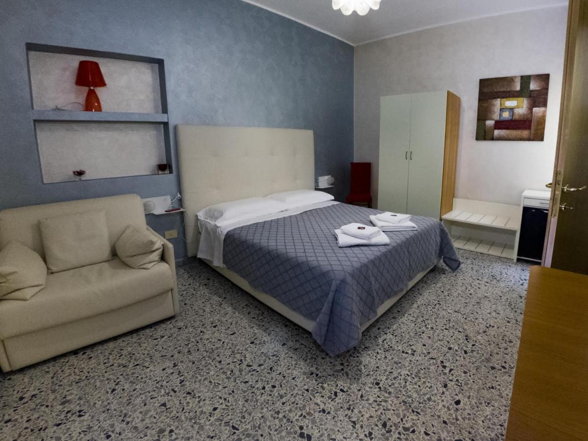 Bed and Breakfast Torre Del Pozzo S'Archittu Exterior foto