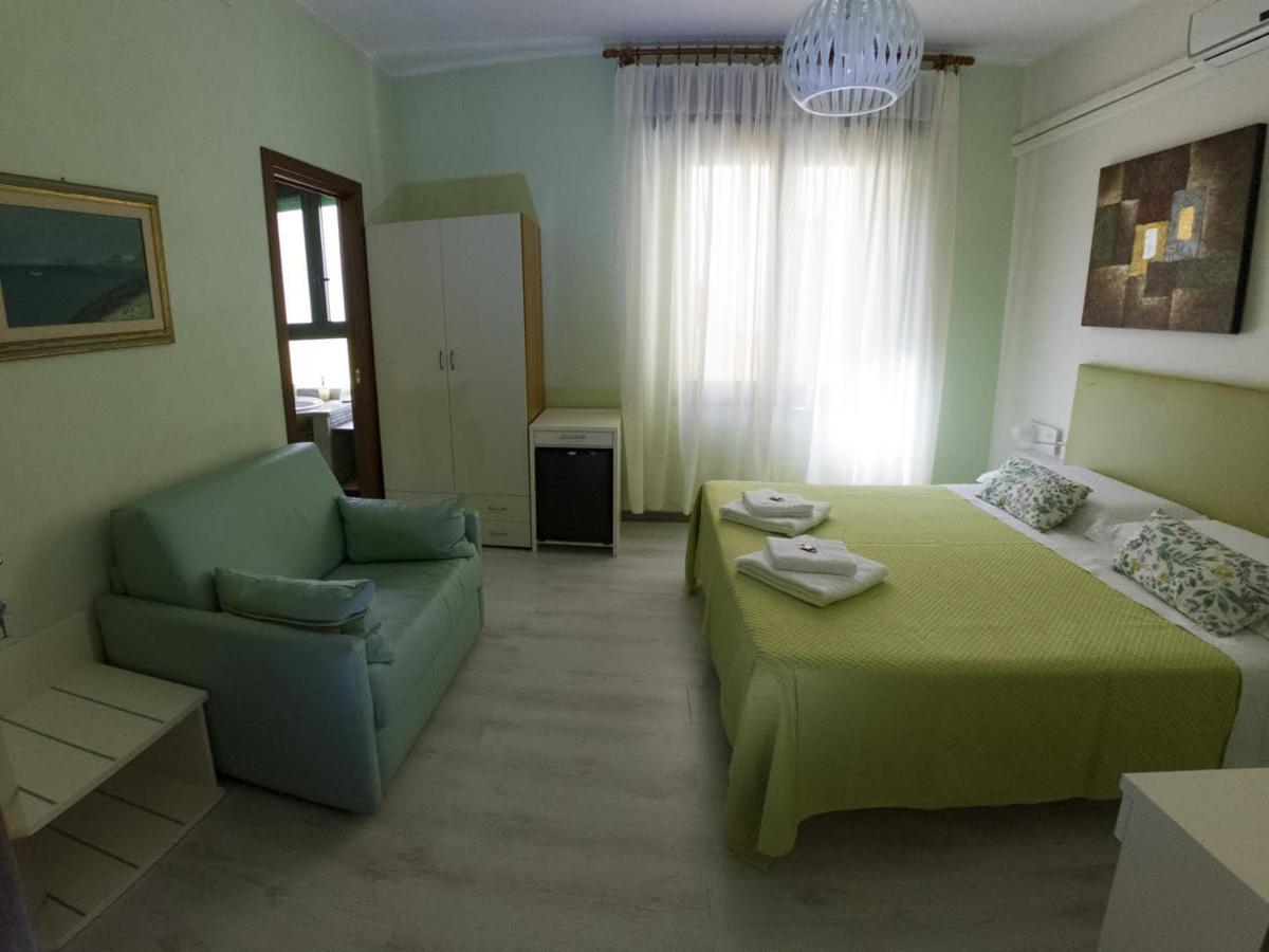 Bed and Breakfast Torre Del Pozzo S'Archittu Exterior foto