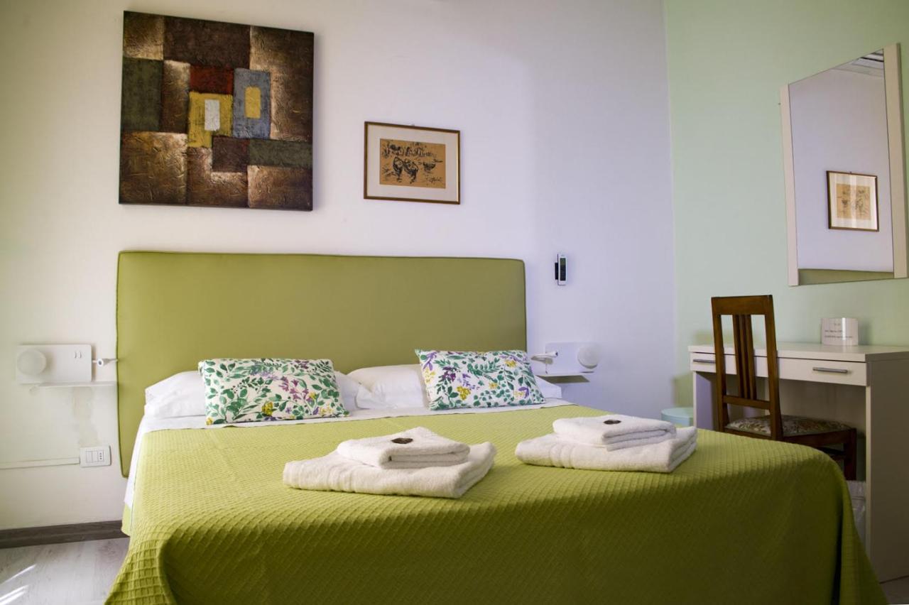 Bed and Breakfast Torre Del Pozzo S'Archittu Exterior foto