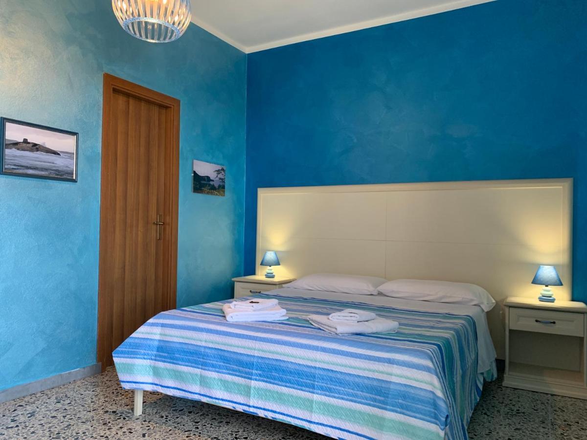 Bed and Breakfast Torre Del Pozzo S'Archittu Exterior foto