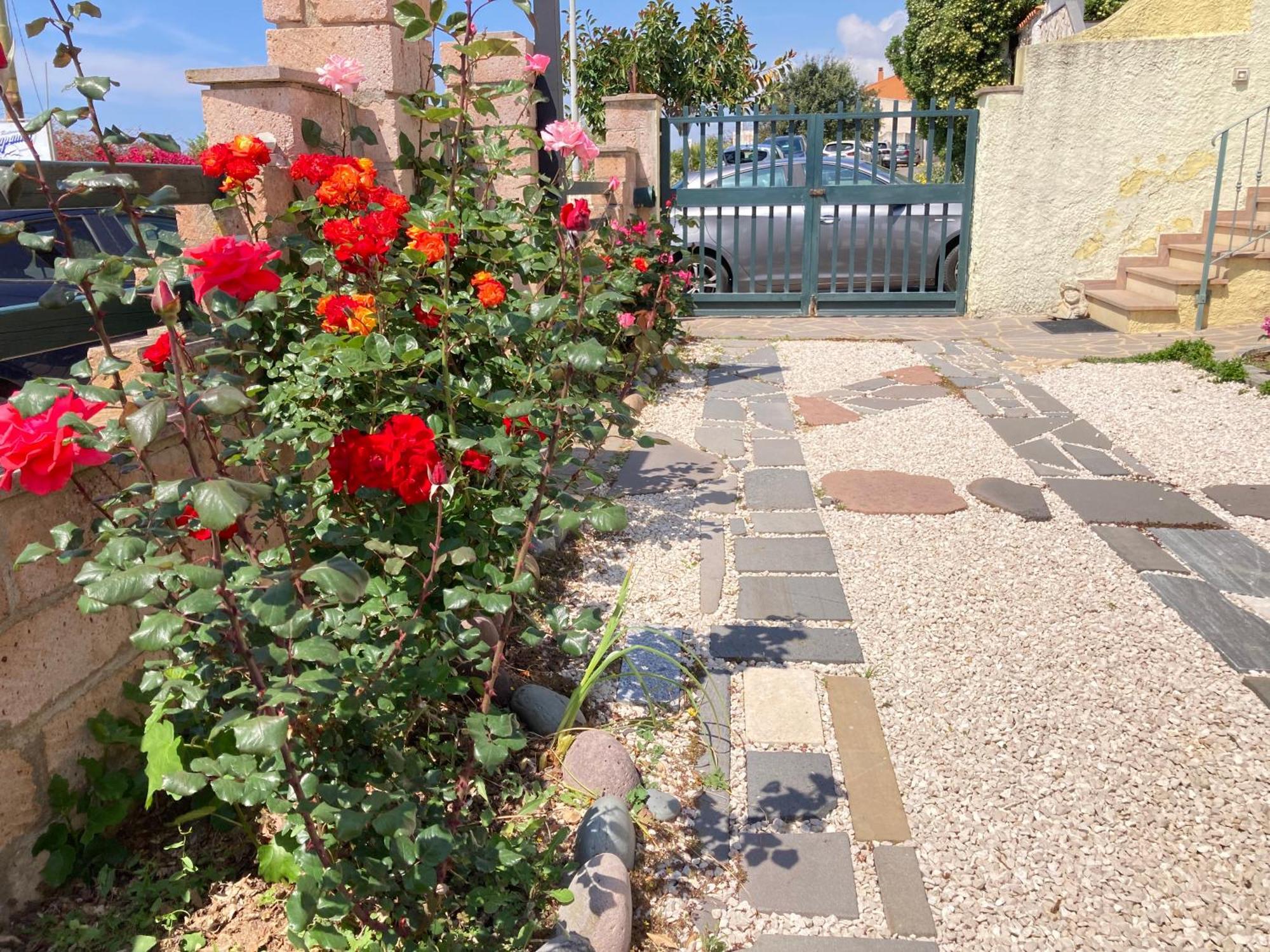 Bed and Breakfast Torre Del Pozzo S'Archittu Exterior foto